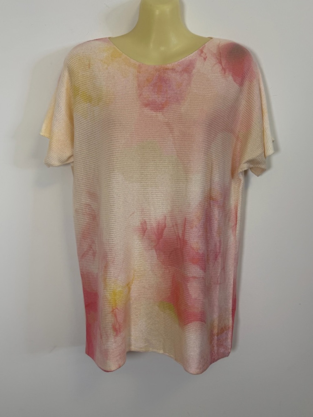 Bianco & Blu Italy Lightweight Pink Tie-Dye Short Sleeve Knit Top